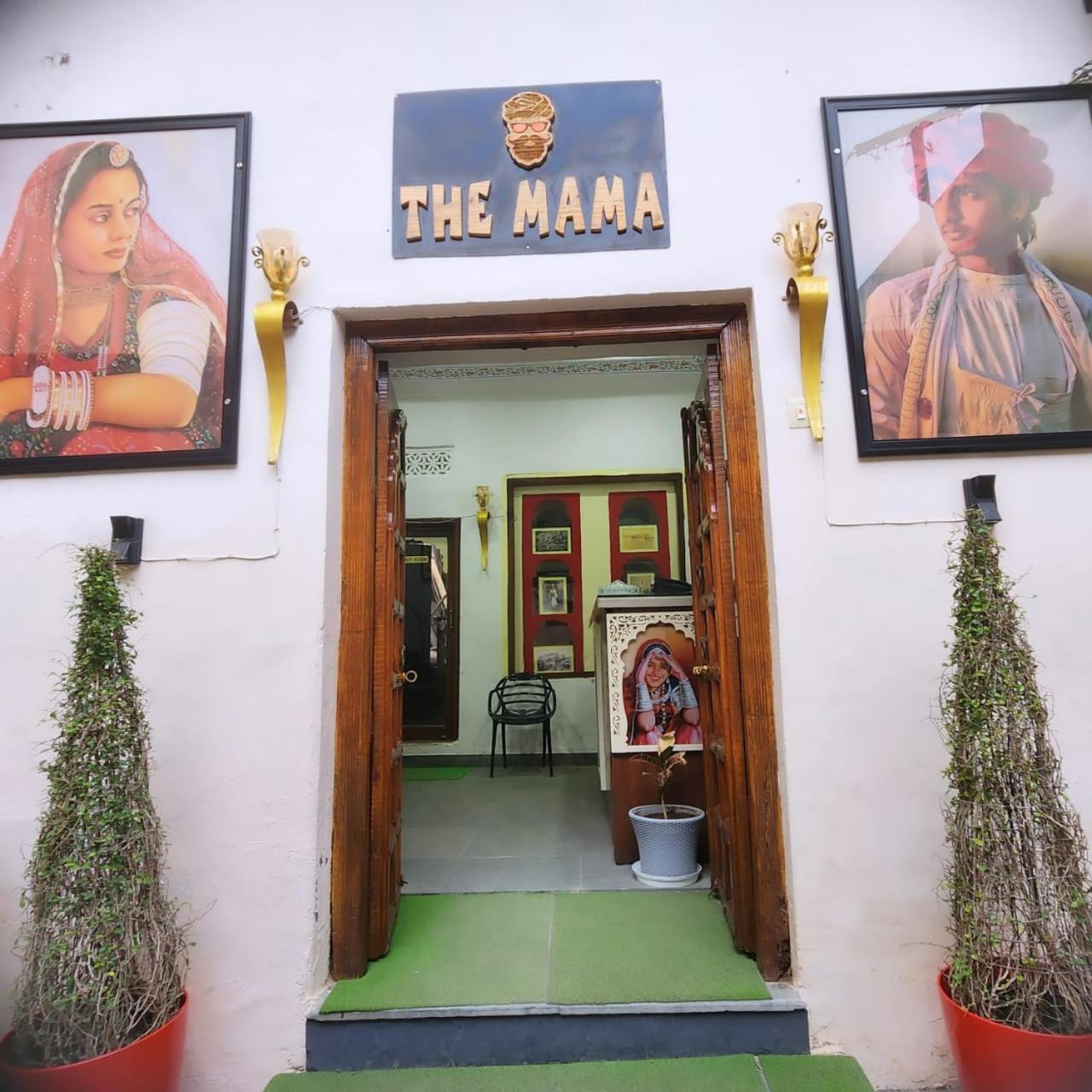 The Mama Hotel - Rooms And Dormitory Udaipur Bagian luar foto